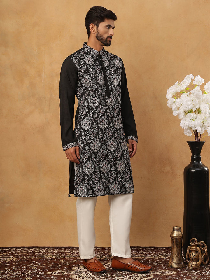 Silk Blend Embroidered Kurta With Pyjama