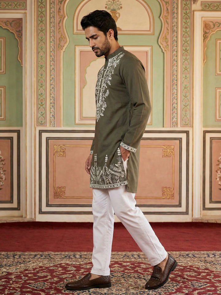 Men Japanese Fabric Embroidered Kurta Set