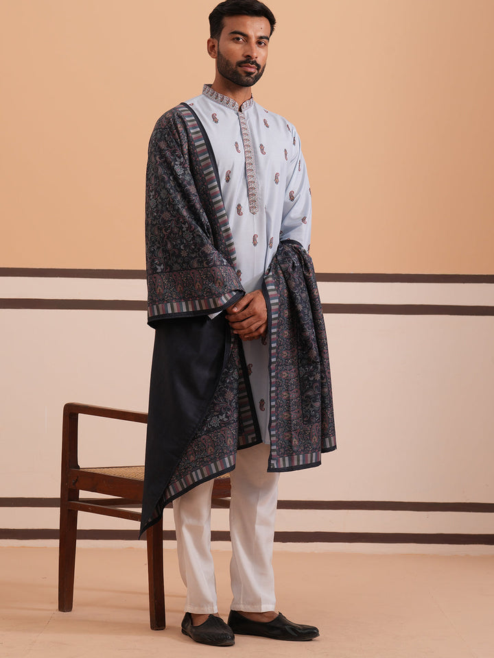 Paisley Print Kurta Pyjama Set With Contrast Dupatta