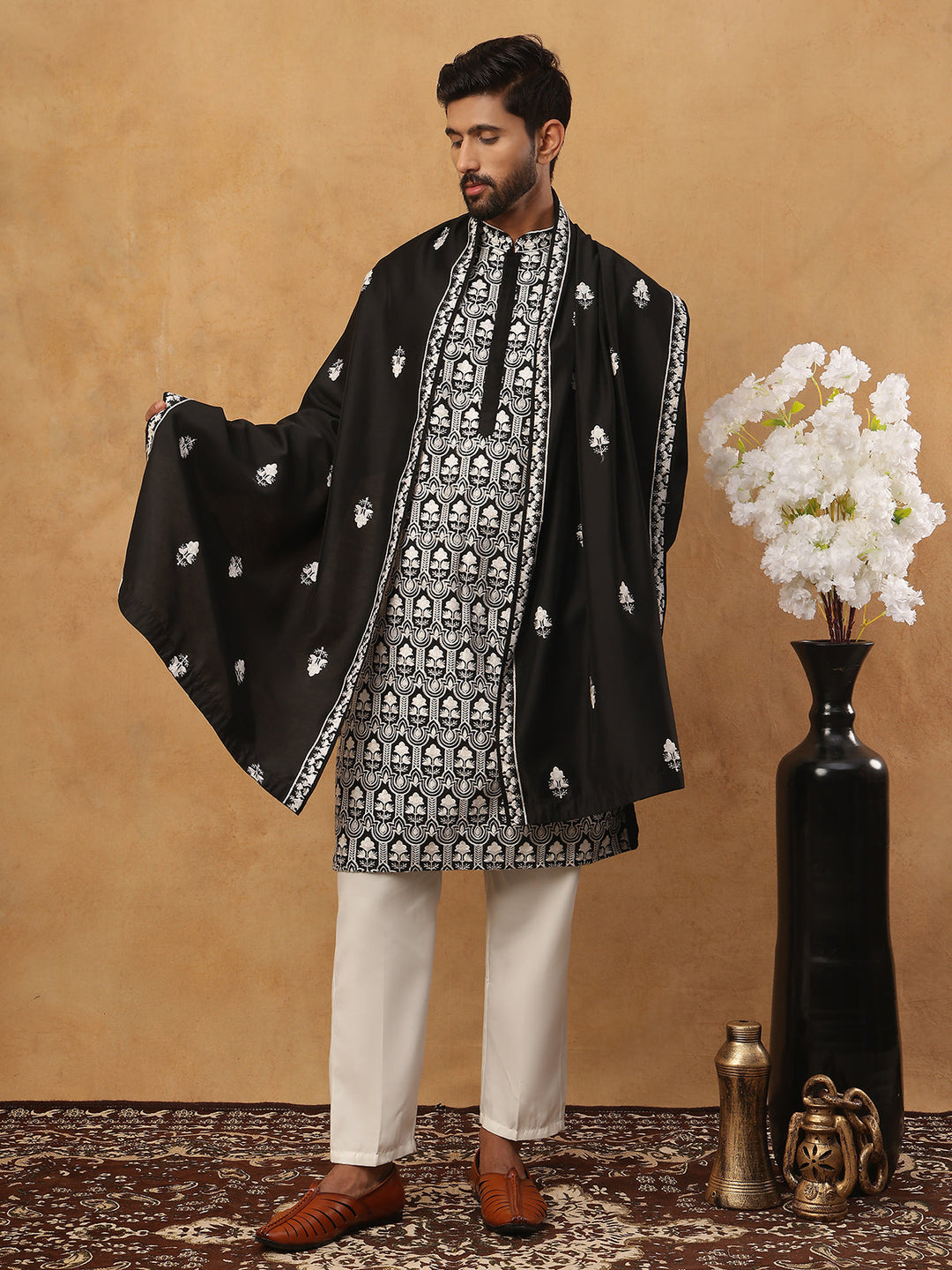 Silk Blend Embroidered Kurta Pyjama Dupatta Set