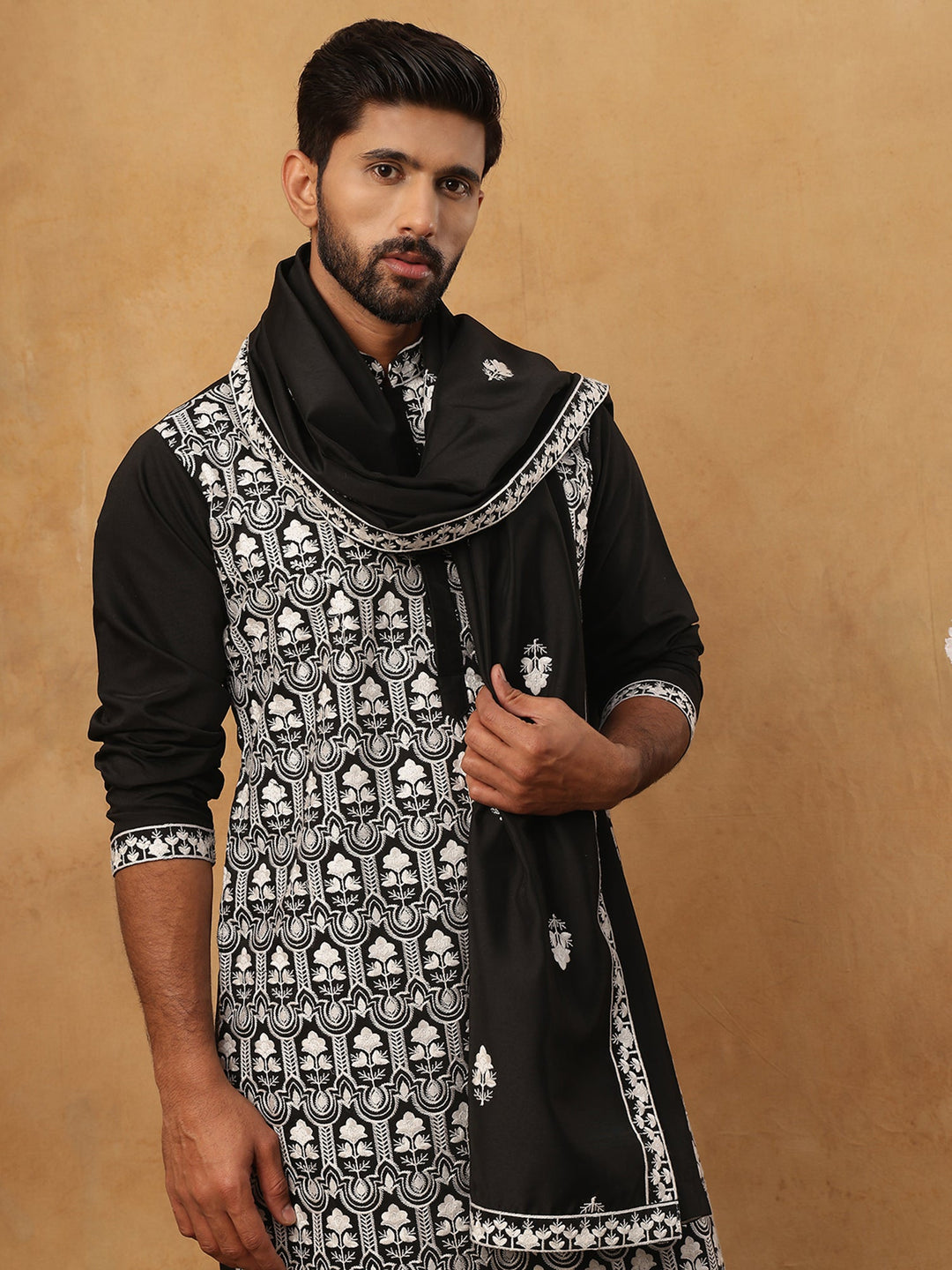 Silk Blend Embroidered Kurta Pyjama Dupatta Set