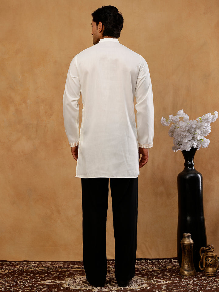 Cotton Blend Floral Embroidered Kurta With Korean Pants