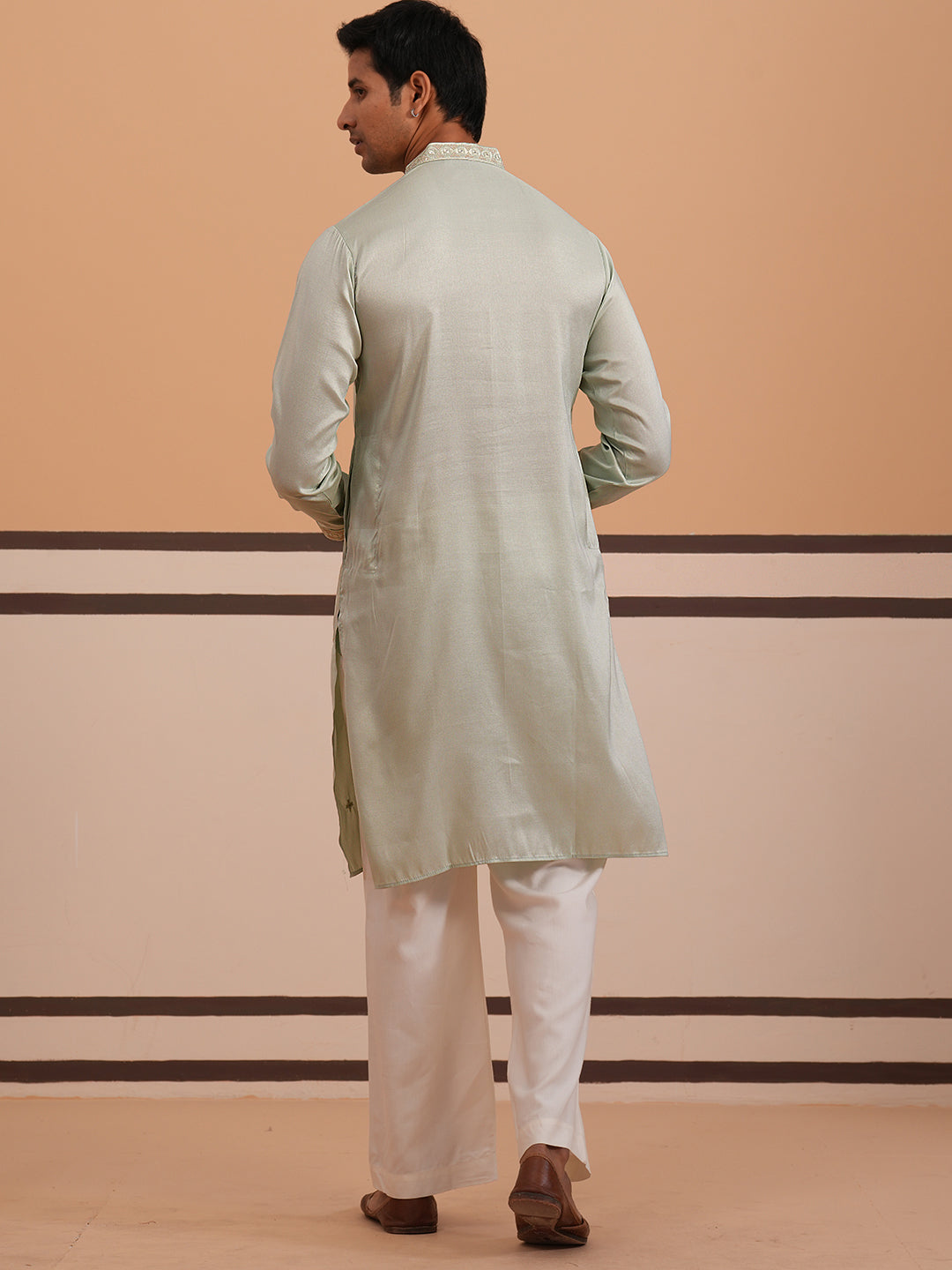 Men'S Geometric Embroidered Kurta Set