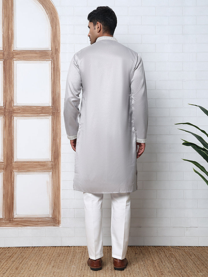 Men’S Silk Blend Ethnic Embroidered Kurta Pyjama