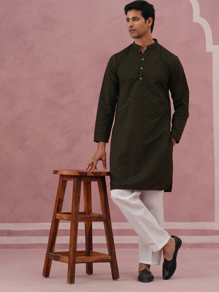 Traditional Cotton Blend Embroidered Kurta Pyjama