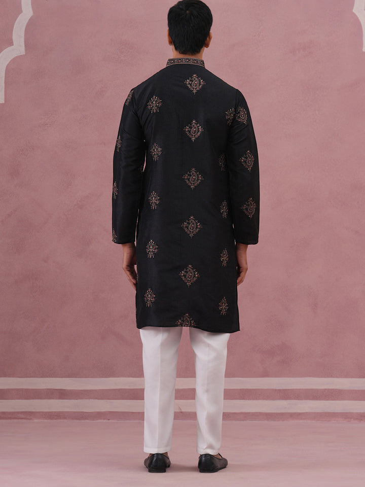 Silk Blend Black Kurta Pyjama Set For Men