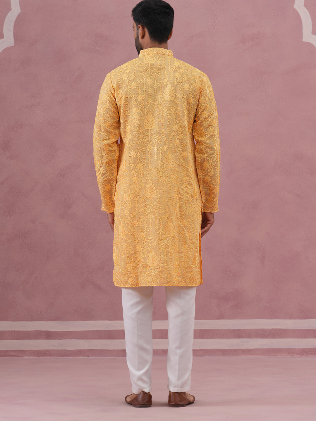 Men’S Ethnic Embroidered Kurta Pyjama