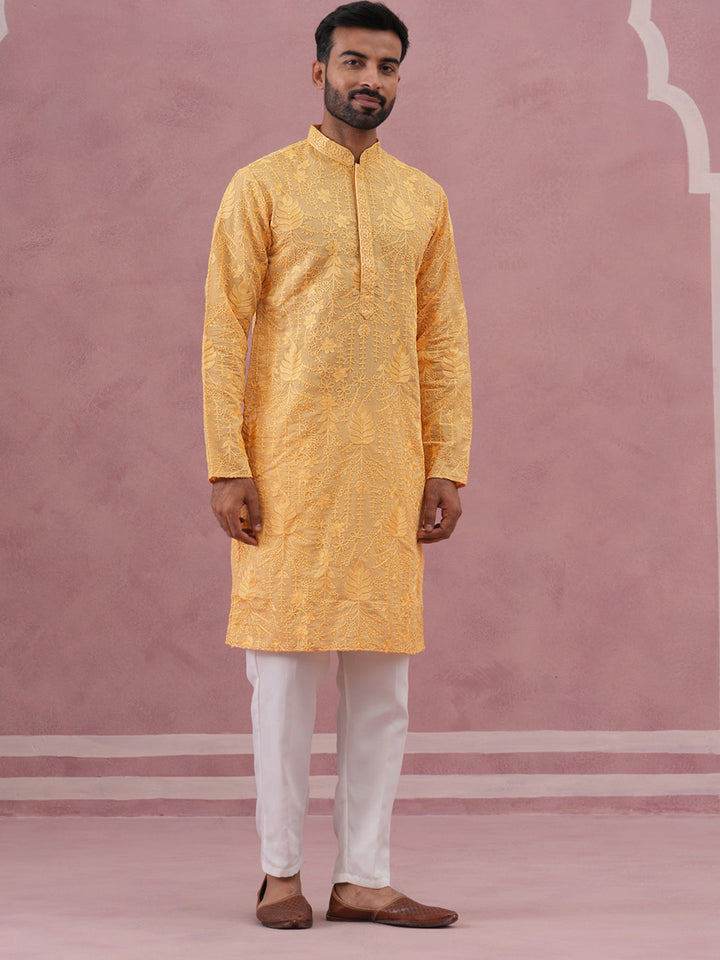 Men’S Ethnic Embroidered Kurta Pyjama