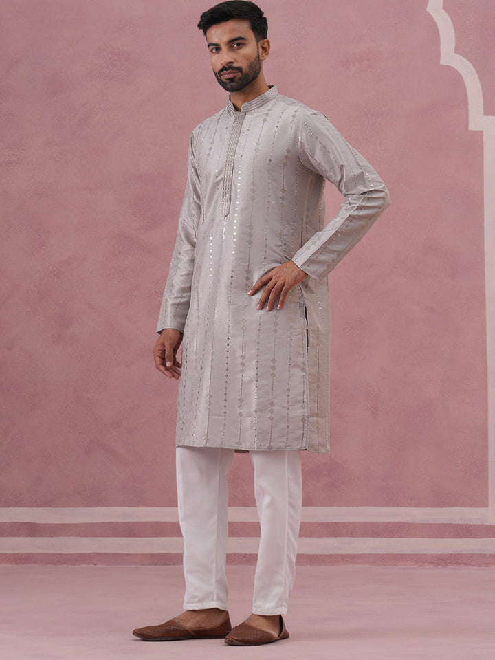 Traditional Silk-Blend Silver Kurta Pyjama For Men
