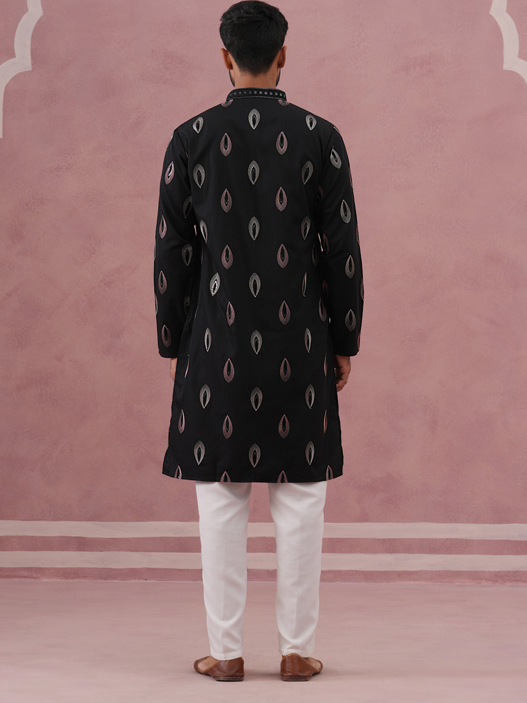 Festive Silk Blend Embroidered Kurta Set