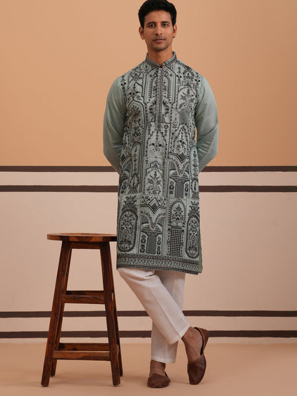 Men’S Silk Blend Embroidered Kurta Pyjama Set