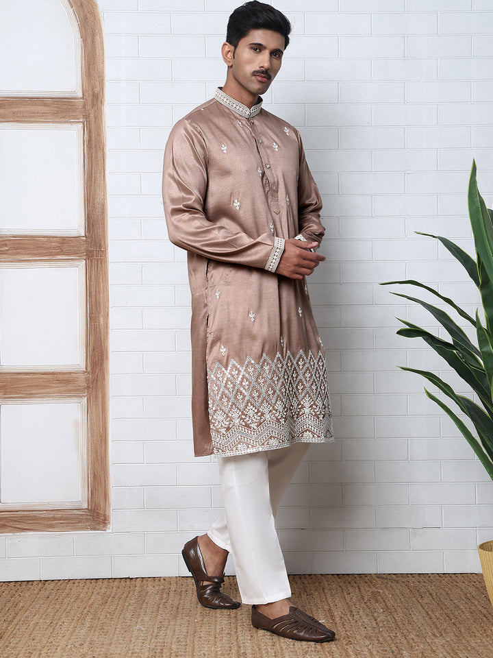 Traditional Silk-Blend Kurta Pyjama With Embroidery