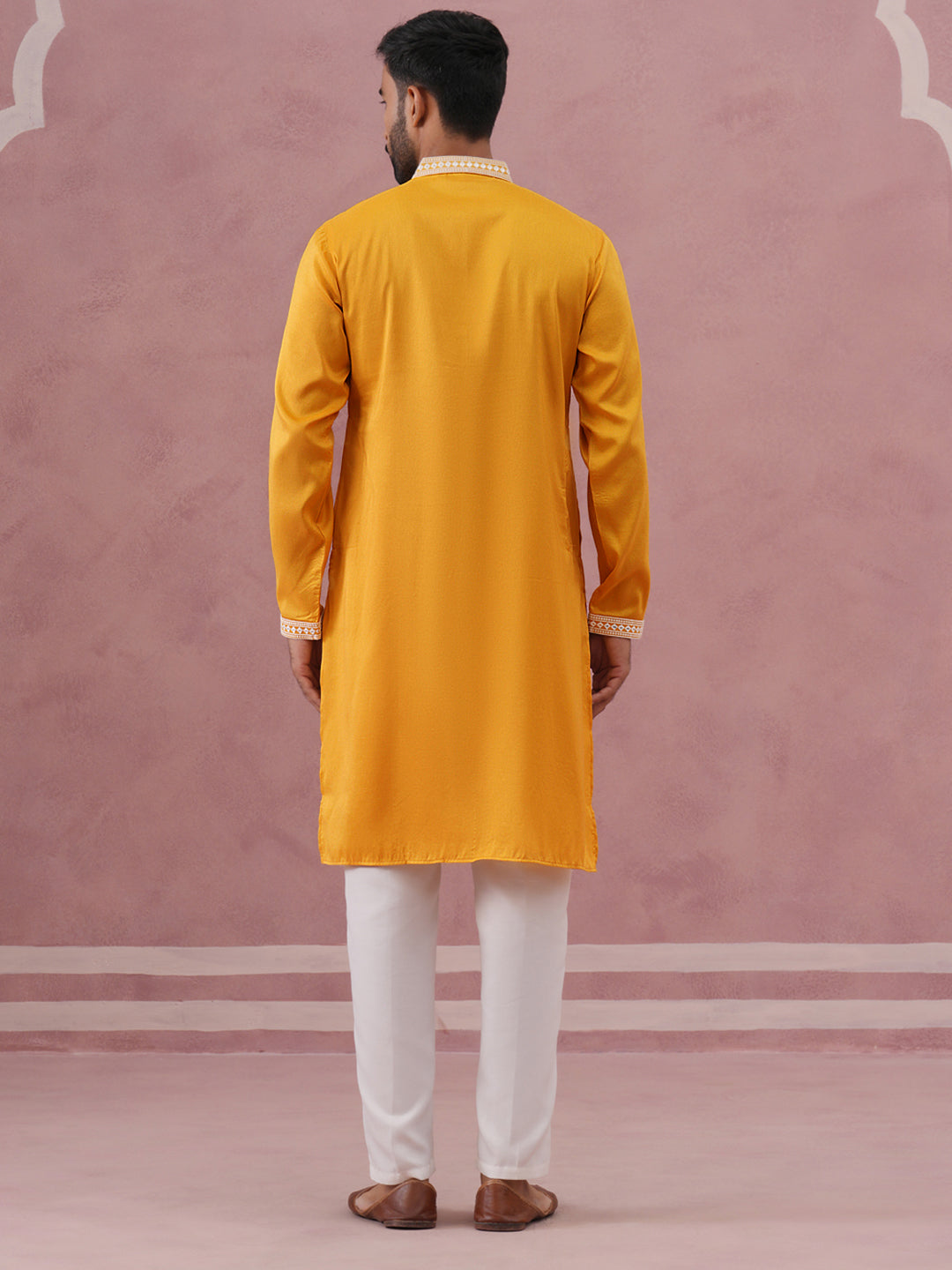 Traditional Silk-Blend Kurta Pyjama With Embroidery