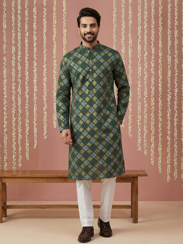 Men Cotton Blend Kurta Pyjama With Foil Print