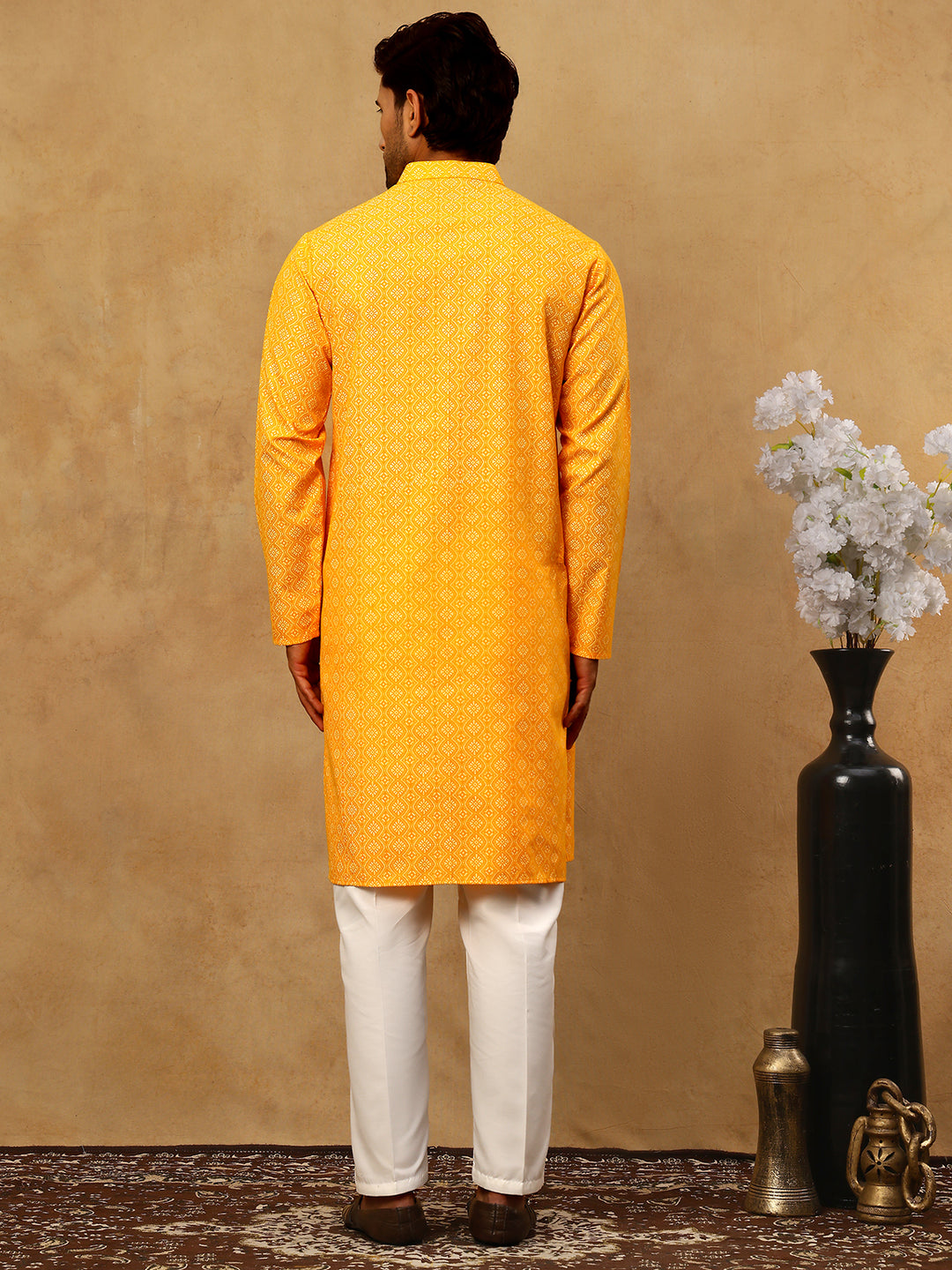 Traditional Printed Kurta Pyjama Set For Men