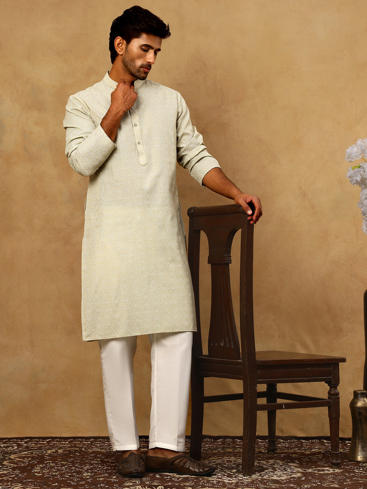 Traditional Printed Kurta Pyjama Set For Men
