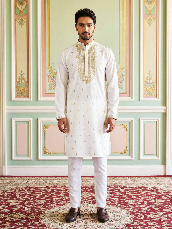 Men’S Cotton Blend Embroidered Kurta Set