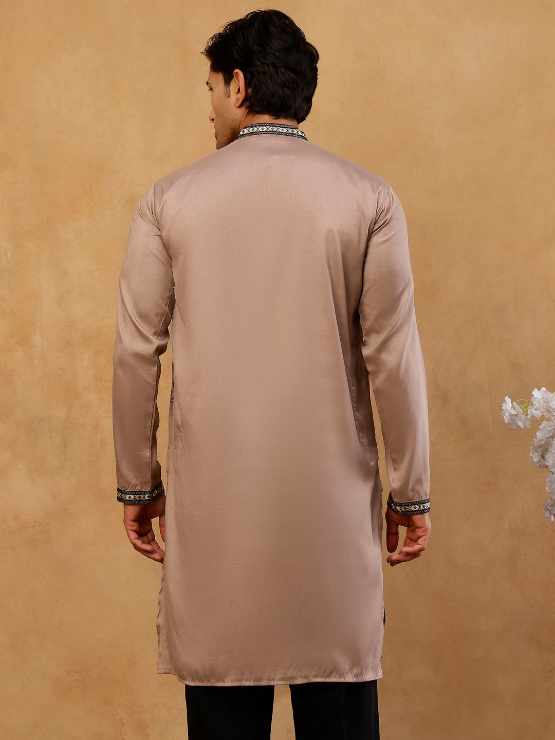 Men Embroidered Silk Blend Kurta