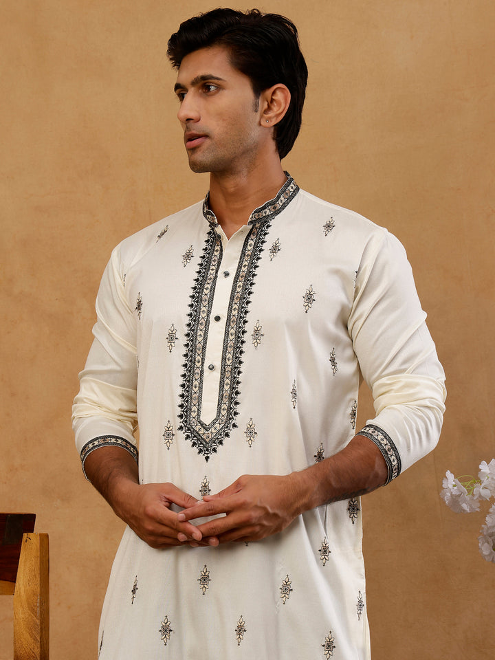 Men Embroidered Silk Blend Kurta