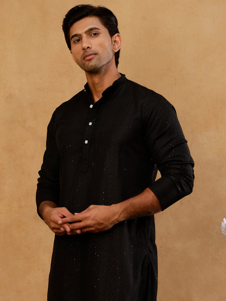 Men’S Silk Blend Thread Work Kurta
