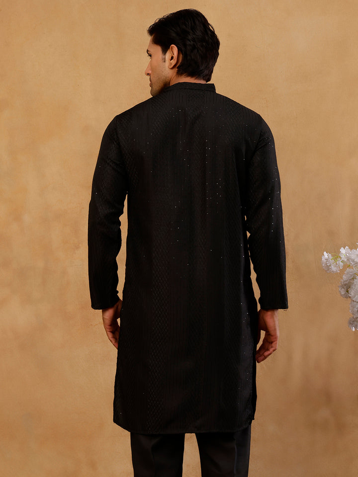 Men’S Silk Blend Thread Work Kurta