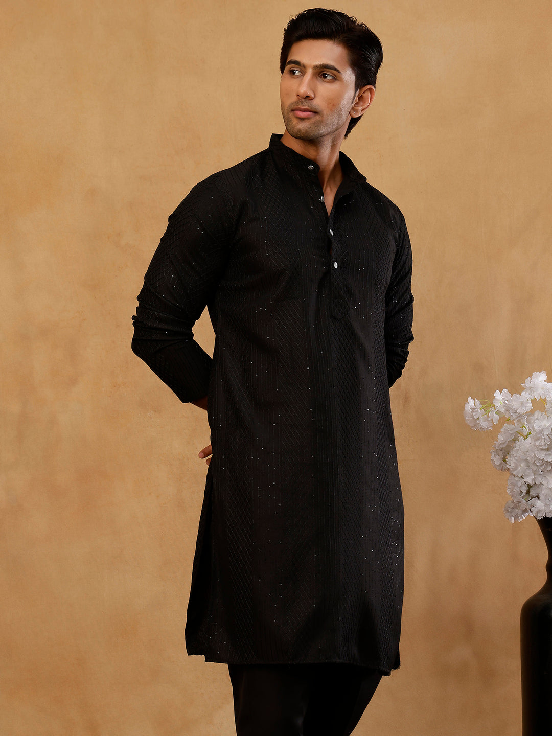 Men’S Silk Blend Thread Work Kurta
