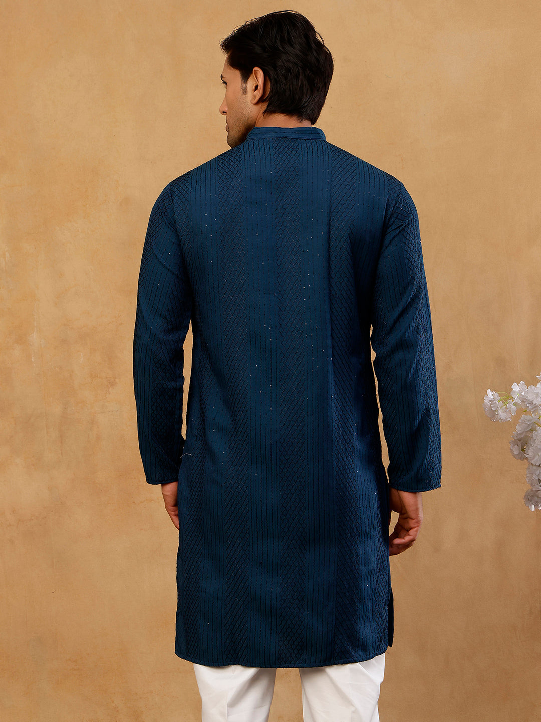 Men’S Silk Blend Thread Work Kurta
