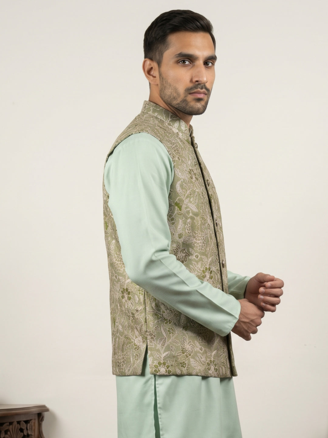 Men Floral Woven Silk Blend Nehru Jacket