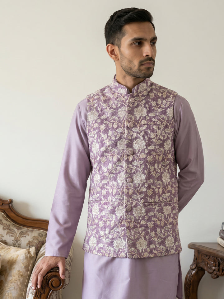 Men Floral Embroidered Cotton Blend Nehru Jacket