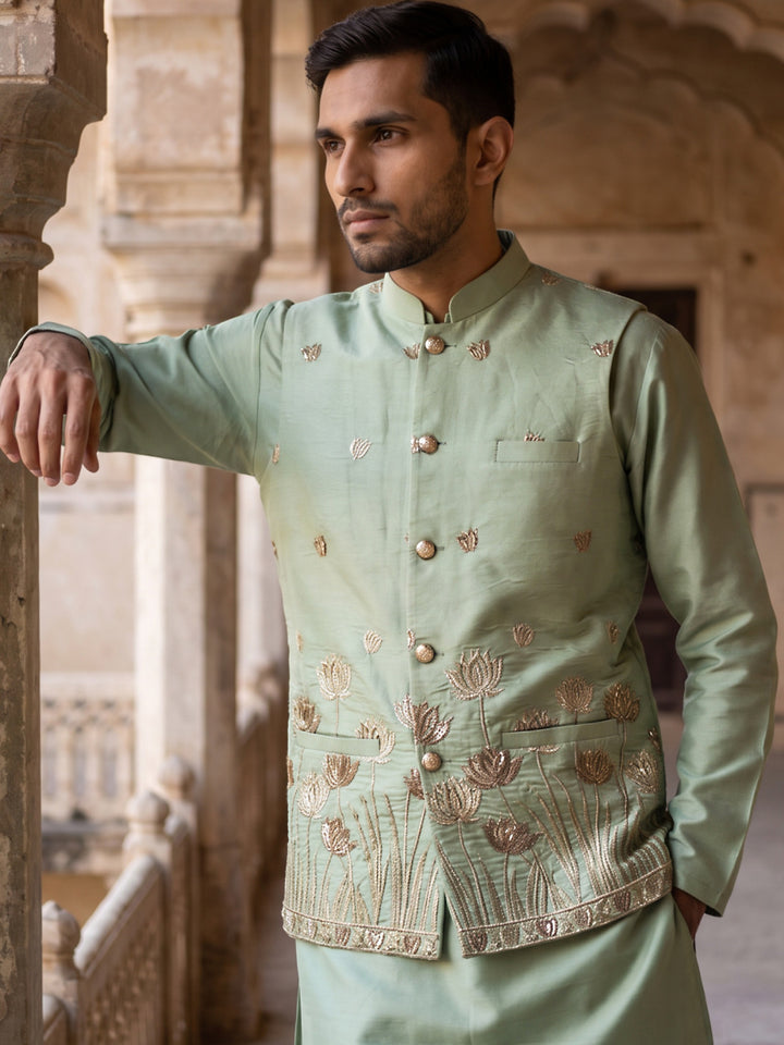 Men Silk Blend Embroidered Nehru Jacket