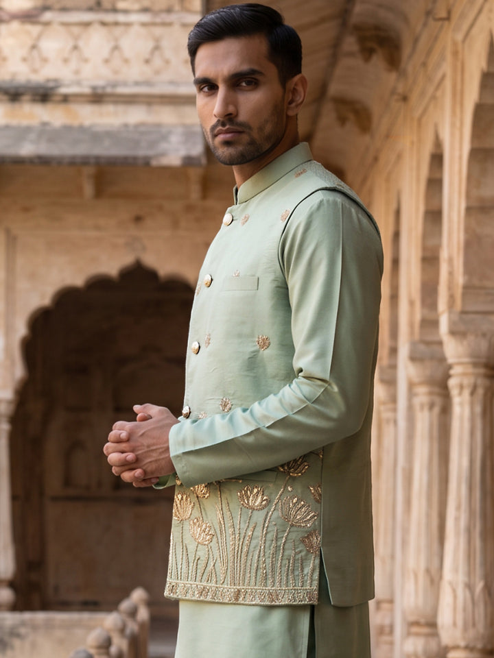 Men Silk Blend Embroidered Nehru Jacket