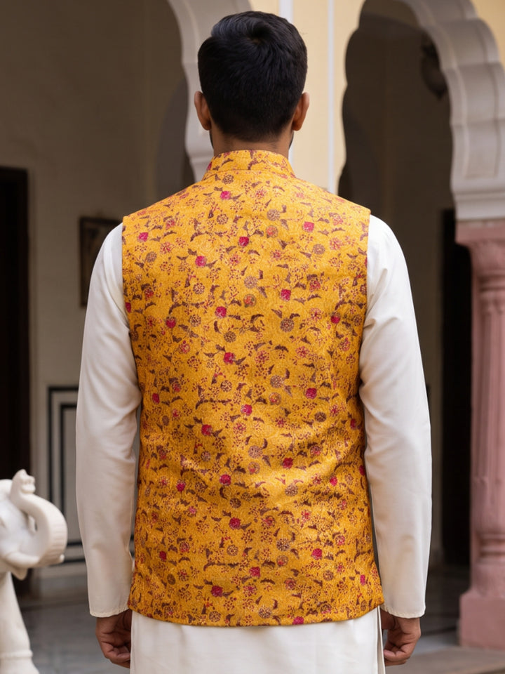 Men Jacquard Woven Design Nehru Jacket