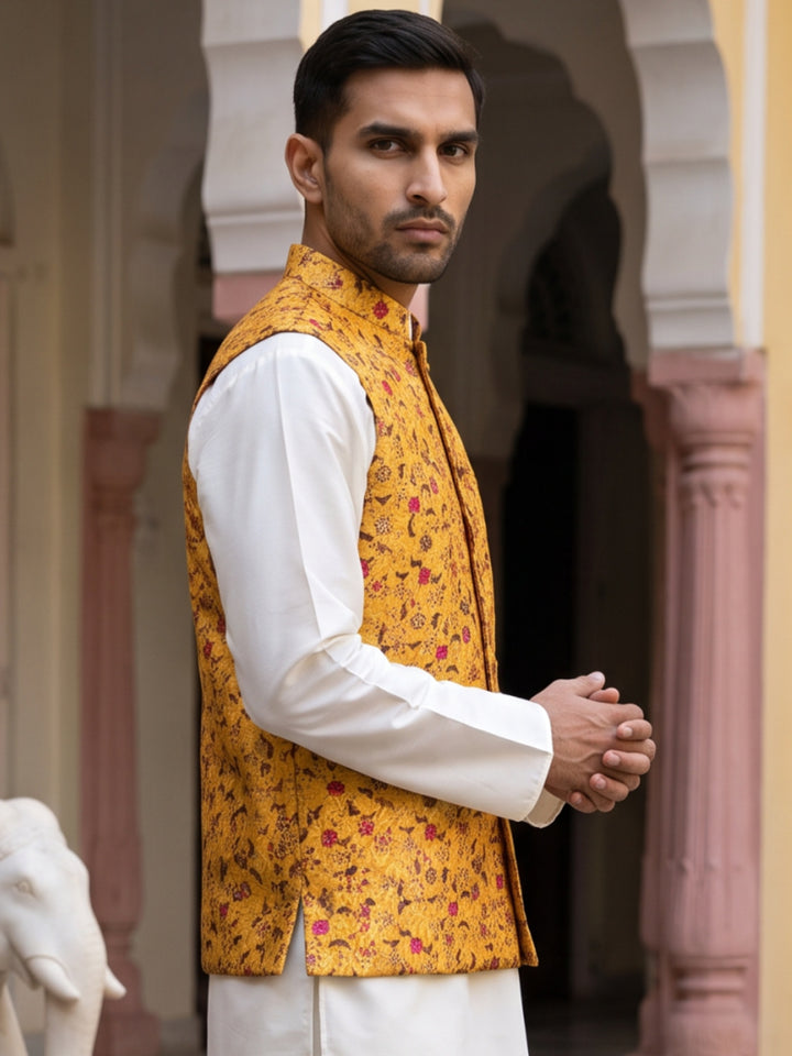 Men Jacquard Woven Design Nehru Jacket