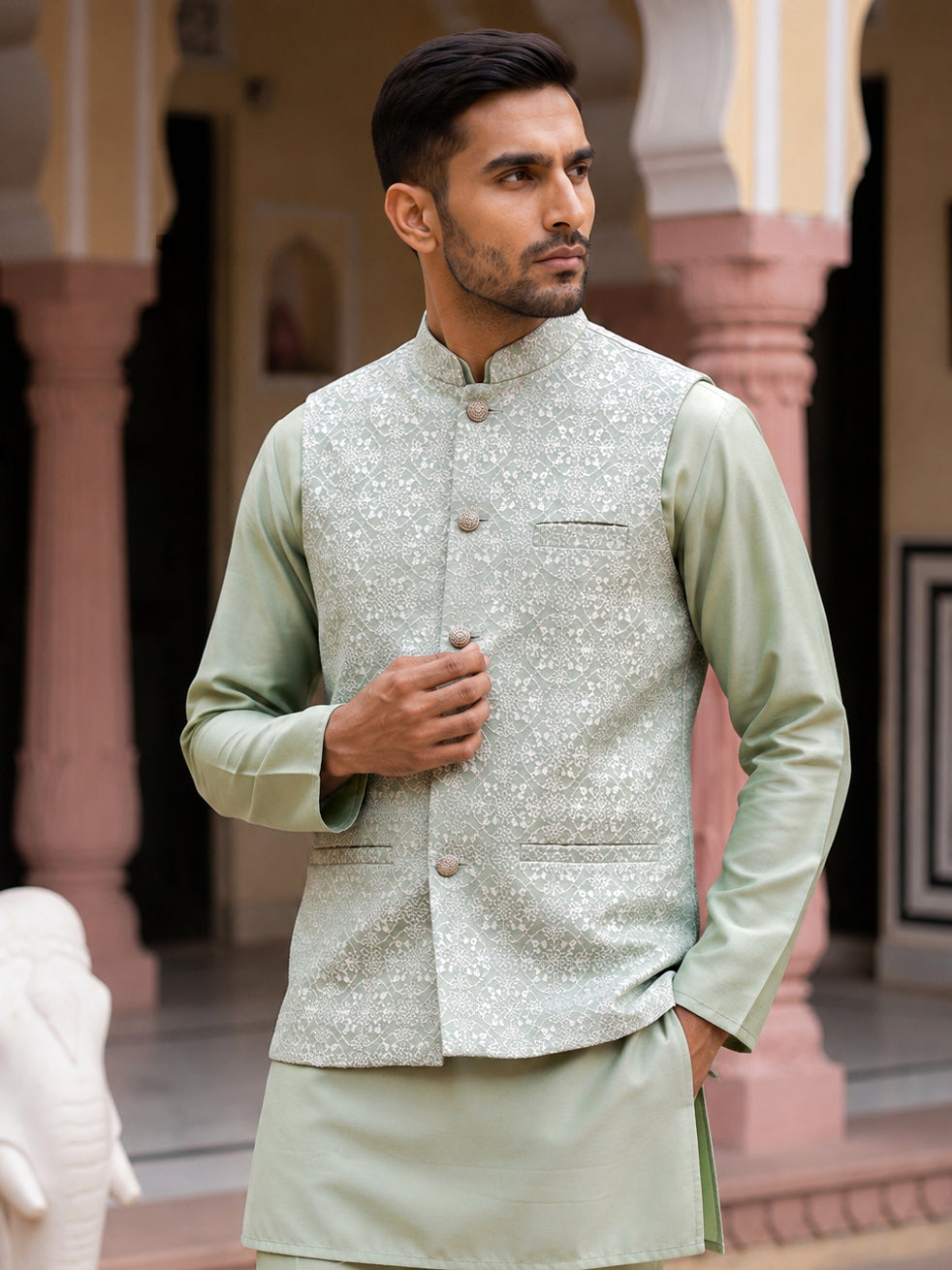 Men Jacquard Woven Design Nehru Jacket