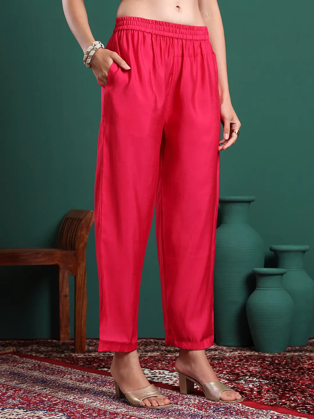 Pink Silk Blend Sleeveless Kurta Pants &amp; Dupatta Set