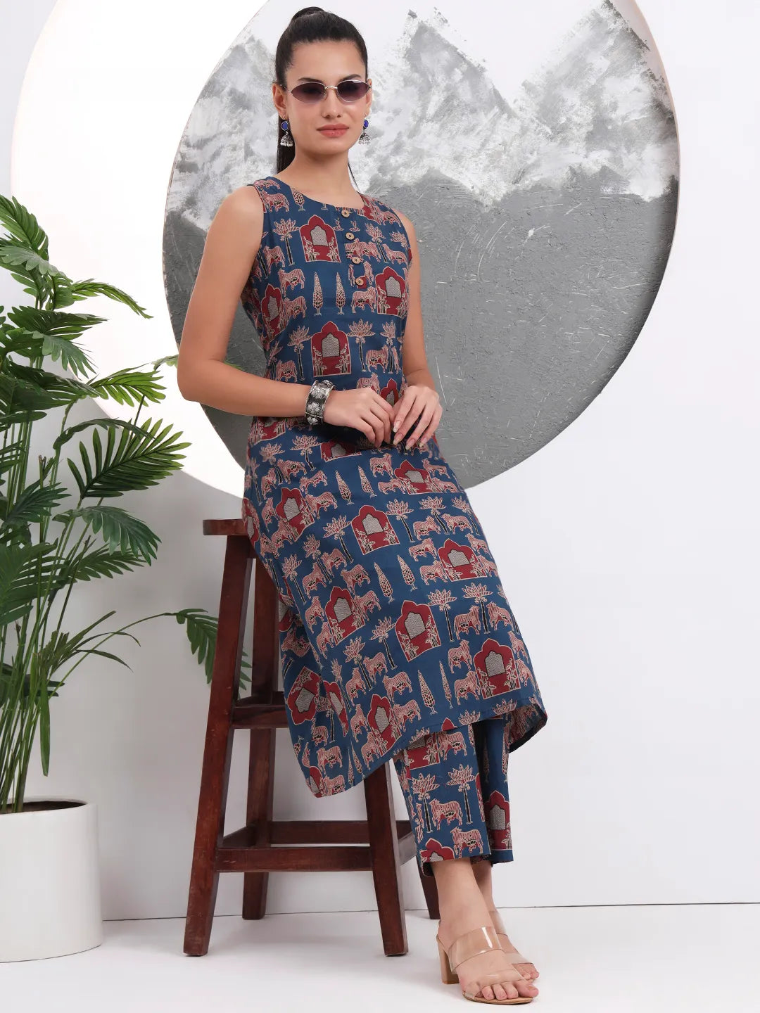 Women's Blue Cotton Blue Animal Print Aline Pure Cotton Kurta Trouser Set by Yufta, suitable for wholesale buyers, boutiques, retailers, resellers and bulk fashion orders from Trendphoria
