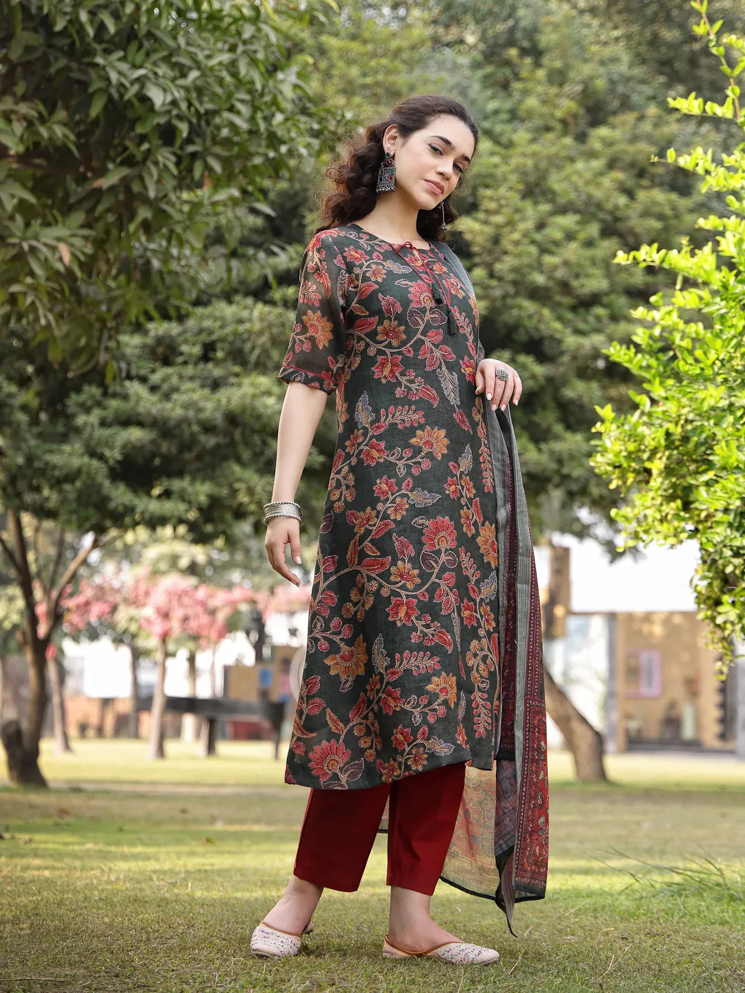 Green Linen Flare Kurta Trouser Dupatta Set