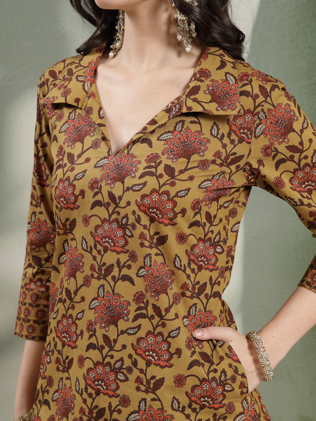 Straight Printed Cotton Shirt Collar Kurta Set