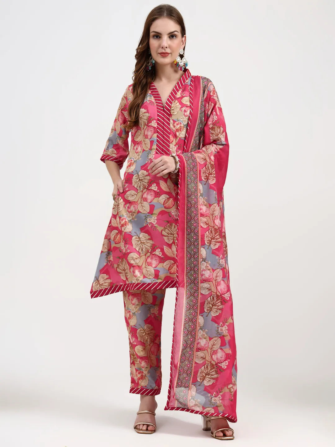 Women's Red Silk Blend Red Lensing Flare Kurta Dupatta Set by Yufta, suitable for wholesale buyers, boutiques, retailers, resellers and bulk fashion orders from Trendphoria