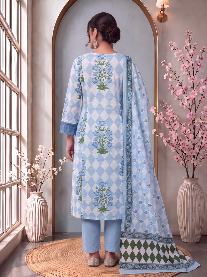 Floral And Geometric Anarkali Lace-Work Kurta Trouser Dupatta Set