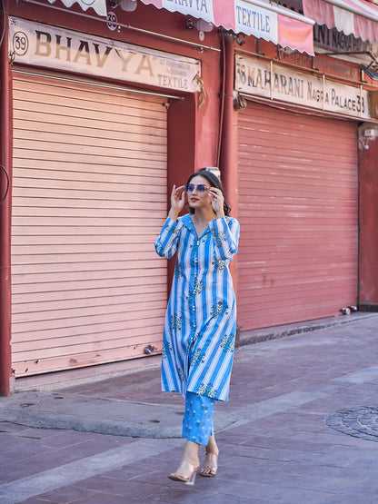 Floral Print A-Line Design This Kurta Trouser Set