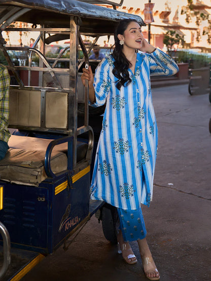 Floral Print A-Line Design This Kurta Trouser Set