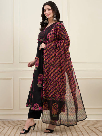 Cotton Flare Kantha Work Kurta Pant Dupatta Set
