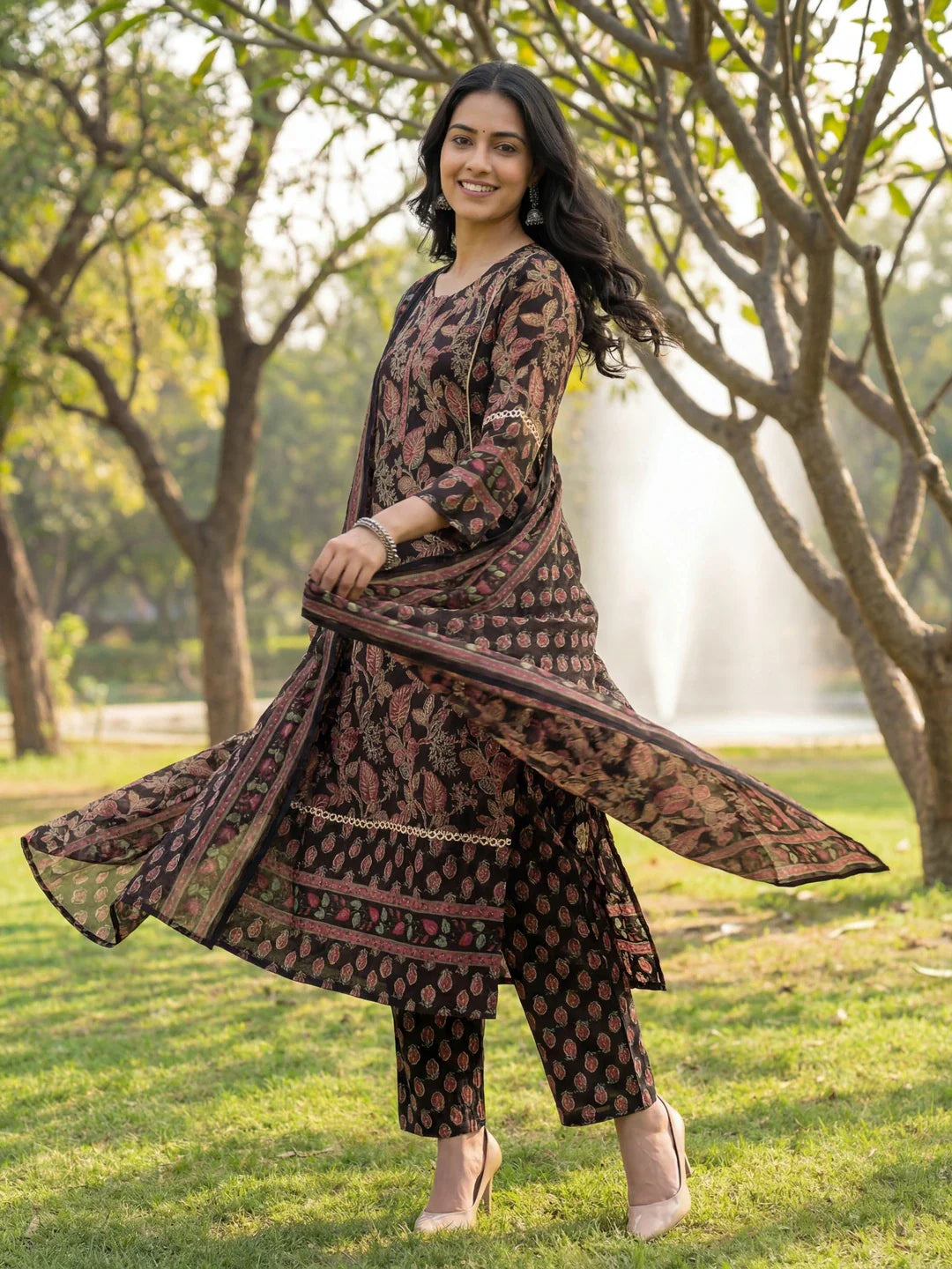 Floral Print Straight Lace Work This Kurta Trouser Dupatta Set