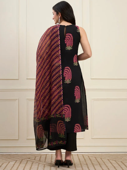 Pintuck A Line Style Kurta Pant Dupatta Set