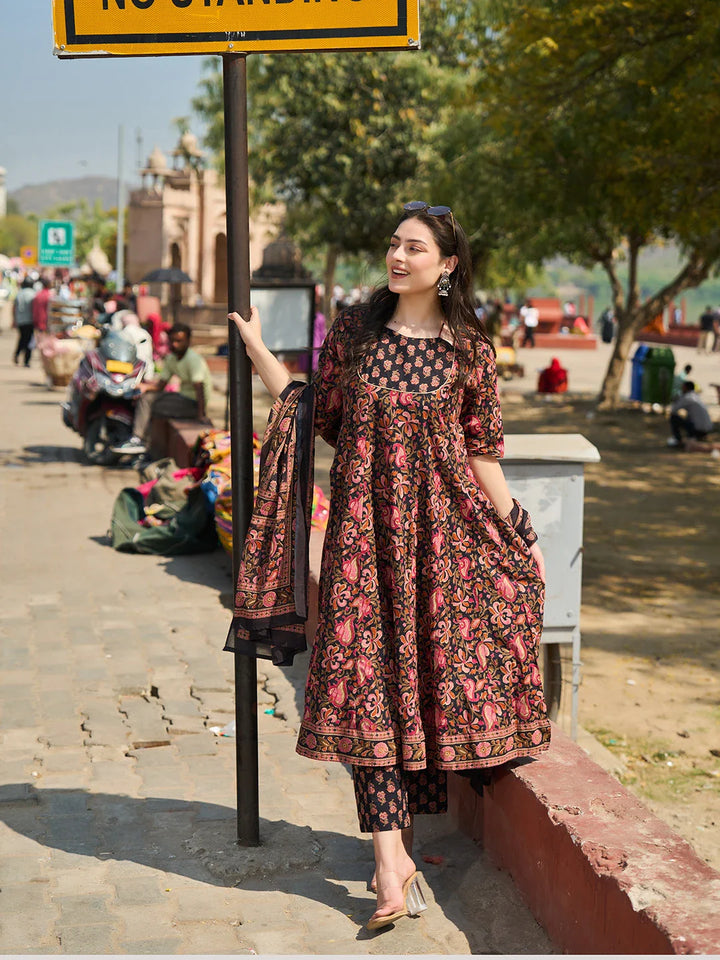 Cotton Kalidaar Style Kurta Pant Dupatta Set