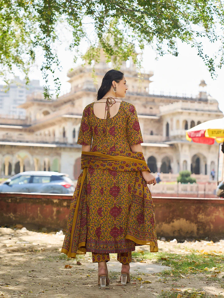 Cotton Kalidaar Style Kurta Pant Dupatta Set
