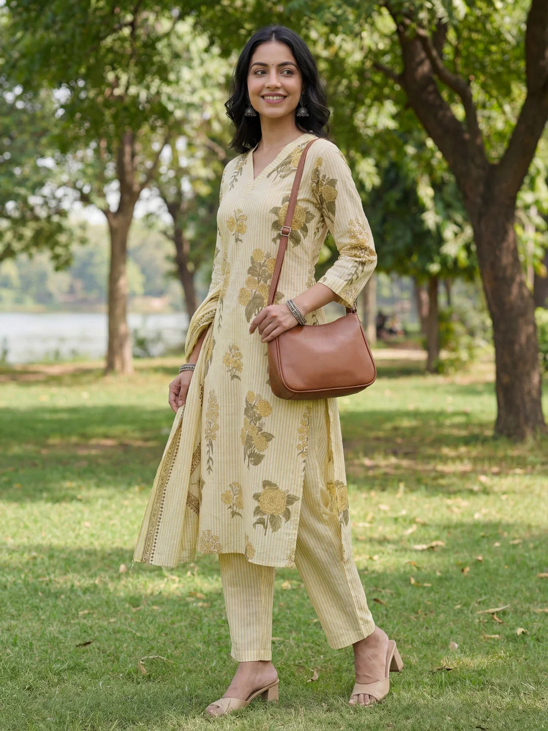 Straight Design Striped And Floral Print With This Kurta Trouser Dupatta Set