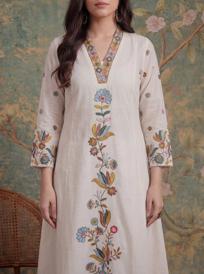 Cotton Thared Work Kurta Pant Dupatta Set