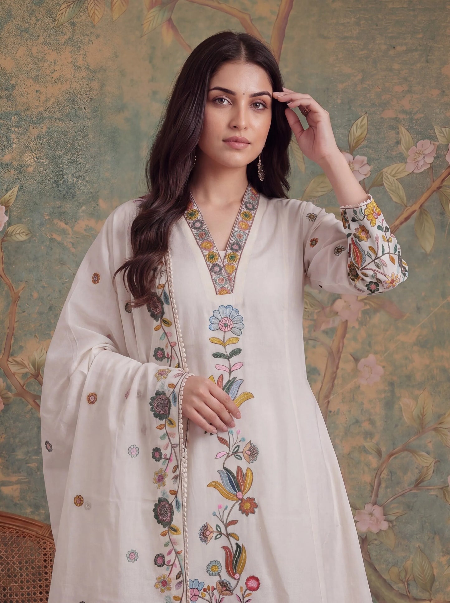 Cotton Thared Work Kurta Pant Dupatta Set